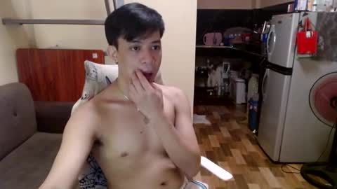 Snapshot of asiandreamboyx chatting on February 2025 01:32:01 PM asiandreamboyx online show from February 2025 01:32:01 PM