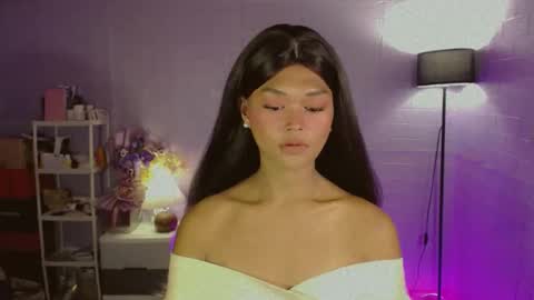 Kianna online show from April 2026 01:45:02 PM