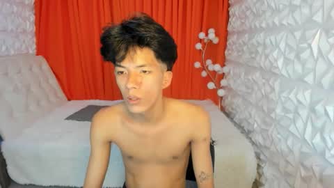 asiankingfucker online show from May 2026 04:01:02 PM