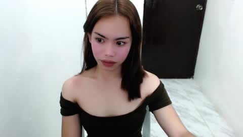 asiannatasha online show from May 2026 03:24:01 AM