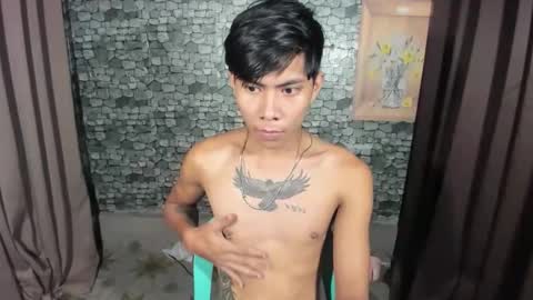 Snapshot of asianplayboyx chatting on October 2025 04:05:02 PM mark online show from October 2025 04:05:02 PM