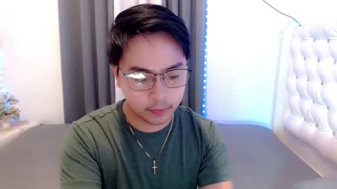 Snapshot of asianroy_x chatting on December 2024 04:27:01 PM Roy online show from December 2024 04:27:01 PM