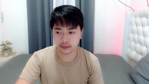 Snapshot of asianroy_x chatting on December 2024 12:06:01 PM Roy online show from December 2024 12:06:01 PM