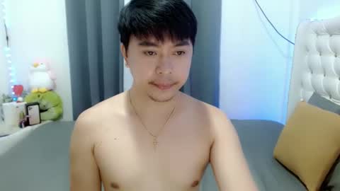 Snapshot of asianroy_x chatting on February 2025 04:46:02 PM Roy online show from February 2025 04:46:02 PM