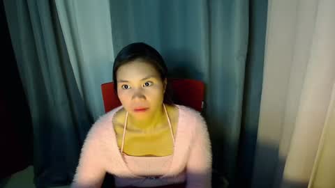 Snapshot of asiansluttyxx chatting on January 2025 07:38:01 AM JEAN online show from January 2025 07:38:01 AM