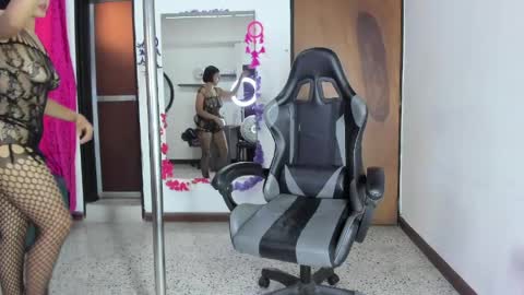 asizaa online show from May 2026 07:52:02 PM