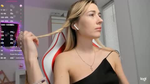 Caroline online show from February 2026 01:22:01 PM