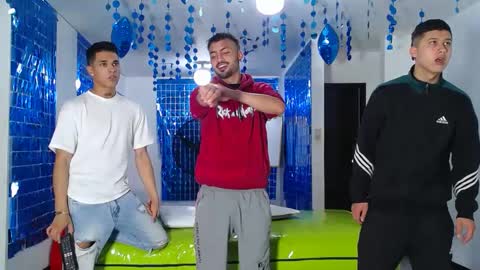 THOMAS AND DAMIAND online show from March 2025 12:15:01 AM