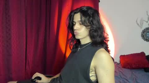 asmodeuszz online show from December 2024 07:25:01 AM