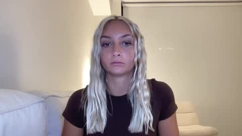 Snapshot of aspenaries chatting on March 2025 04:45:01 AM Aspen Aries online show from March 2025 04:45:01 AM