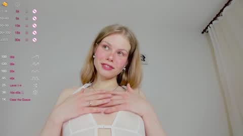 Sasha online show from December 2024 12:40:02 AM