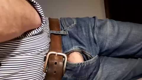 Will take commands from GuysWomenCouples etc online show from February 2025 09:44:02 PM