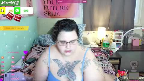 Snapshot of asserolee chatting on February 2026 12:59:02 PM Cassie online show from February 2026 12:59:02 PM