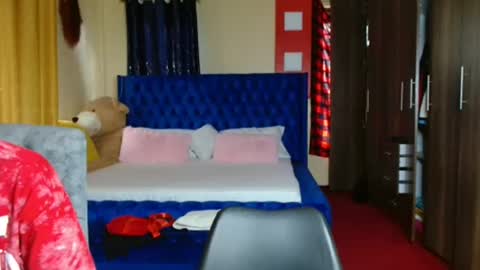 Snapshot of assey_ chatting on January 2025 10:45:01 AM assey online show from January 2025 10:45:01 AM