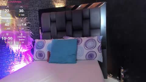 Nahomi  online show from February 2026 10:35:01 AM