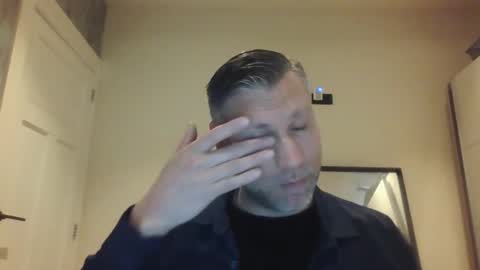 Snapshot of assmani28 chatting on February 2025 03:15:02 PM Assmani28 online show from February 2025 03:15:02 PM