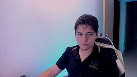 Snapshot of asta_kuro chatting on June 2026 05:07:01 AM Asta Kuno online show from June 2026 05:07:01 AM