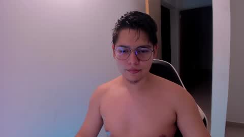 Snapshot of asta_kuro chatting on June 2026 10:35:01 AM Asta Kuno online show from June 2026 10:35:01 AM