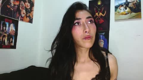 Snapshot of asterothxznikki chatting on December 2024 09:07:01 AM Asterothxznikki online show from December 2024 09:07:01 AM