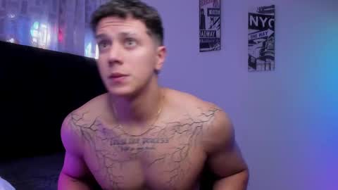 astonhills online show from October 2025 08:39:02 PM