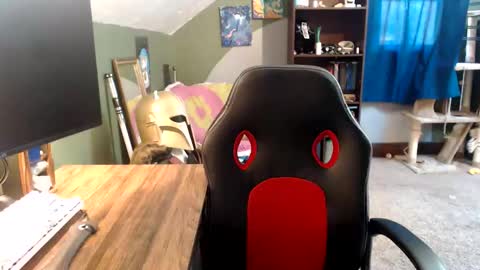 AstraeaSiren online show from May 2026 04:49:02 PM