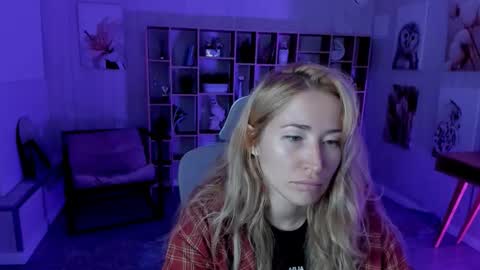 astramonroe online show from September 2025 10:28:01 AM