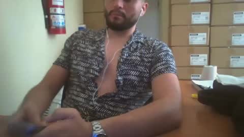 Snapshot of astro_boy_01 chatting on December 2024 09:02:01 PM astro_boy_01 online show from December 2024 09:02:01 PM