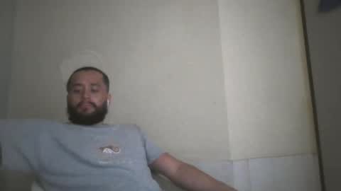 Snapshot of astro_boy_01 chatting on November 2025 10:12:01 PM astro_boy_01 online show from November 2025 10:12:01 PM