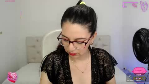 camila  online show from October 2025 03:39:02 AM