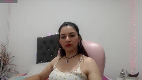 camila  online show from October 2025 01:17:02 AM