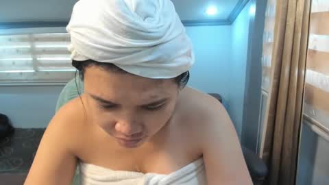 asuzaka27 online show from February 2025 04:46:02 AM