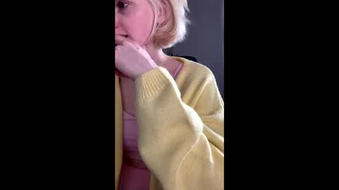 Snapshot of asya_new chatting on September 2025 12:29:01 PM asya_new online show from September 2025 12:29:01 PM