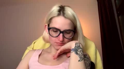 Snapshot of asya_new chatting on October 2025 04:16:01 PM asya_new online show from October 2025 04:16:01 PM