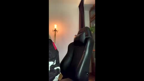 asya_new online show from November 2025 04:01:02 PM