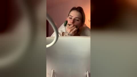 asya_new online show from January 2026 04:15:01 AM