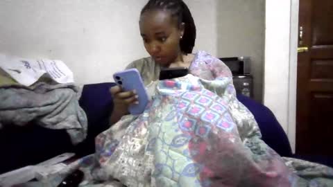 atara_seren online show from May 2026 06:36:01 PM