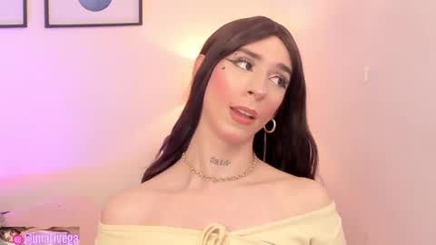 ataraxia_x_ online show from November 2025 07:54:01 AM