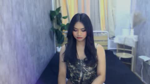 atashakendall online show from February 2026 02:04:01 AM