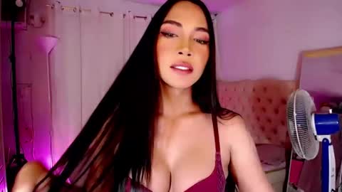 Sam online show from November 2025 04:16:01 PM