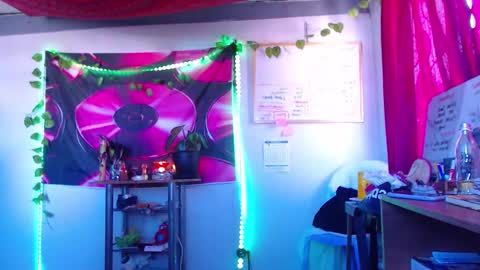 Atenea online show from December 2025 01:16:02 PM