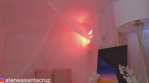Atenea  online show from September 2025 09:04:01 PM