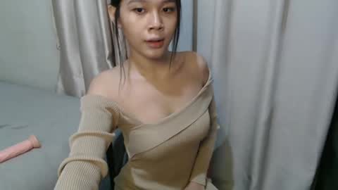 Snapshot of atheena_charm chatting on January 2025 05:02:02 PM Athena online show from January 2025 05:02:02 PM
