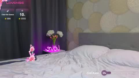 Snapshot of athena_starry chatting on September 2025 04:45:01 PM athena starry online show from September 2025 04:45:01 PM