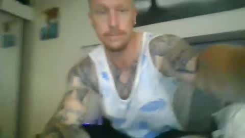 AthleticWhiteboy777 online show from May 2026 07:11:01 PM