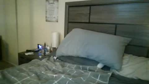 AthleticWhiteboy777 online show from June 2026 04:46:01 AM
