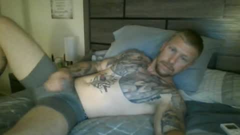AthleticWhiteboy777 online show from July 2026 05:09:02 AM
