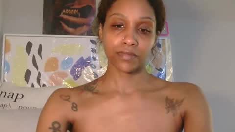 Snapshot of atirahcali chatting on June 2026 02:00:02 PM AtirahCali online show from June 2026 02:00:02 PM