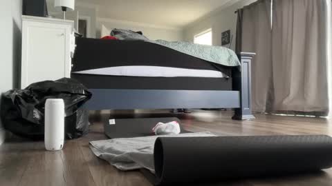 Snapshot of aty0urservic3 chatting on March 2026 06:54:01 PM Alejandro online show from March 2026 06:54:01 PM