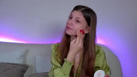 Snapshot of audreybarlow chatting on March 2025 06:35:01 AM Audrey online show from March 2025 06:35:01 AM