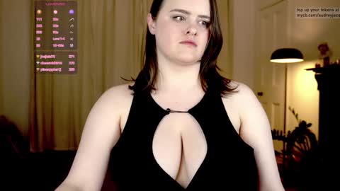 Audrey Jacq online show from January 2025 08:56:02 PM